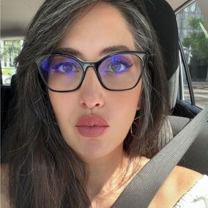 Meet your Posher, Belen